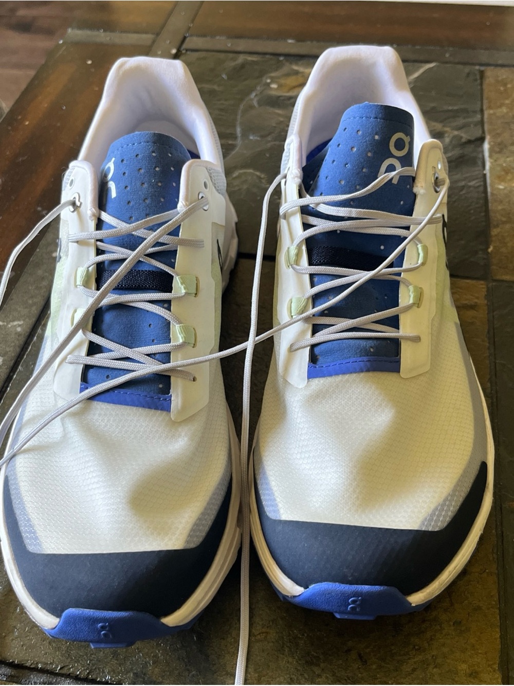 On Running White and Blue Men’s Athletic Sneakers